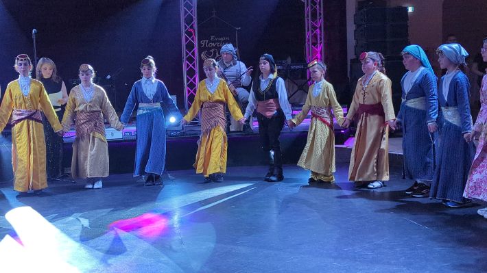 PXL_20251227_201751401